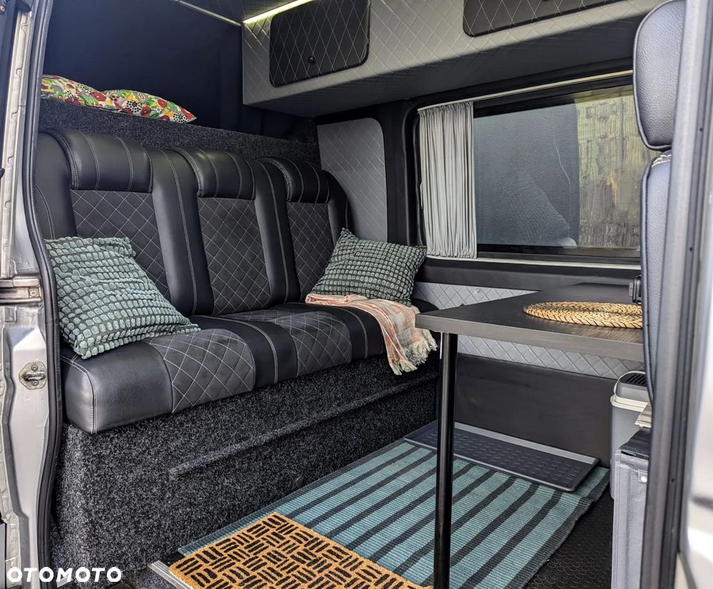 Mercedes-Benz Sprinter - 15