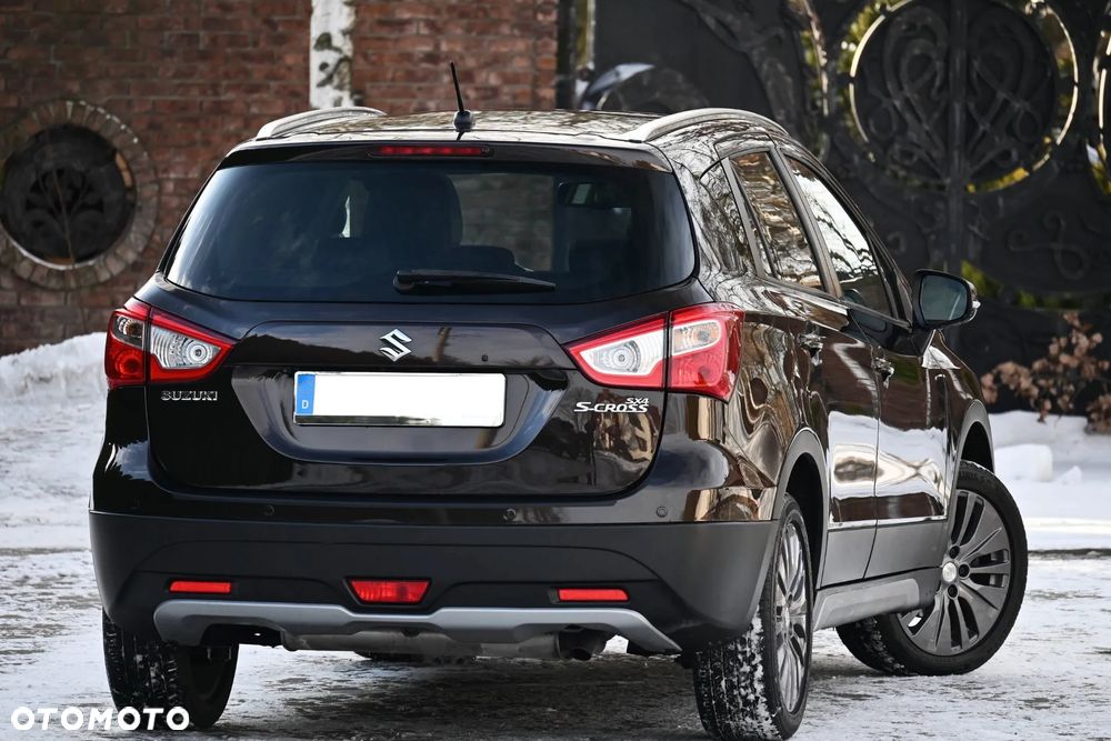 Suzuki SX4 S-Cross 1.6 DDiS Premium 4WD - 10