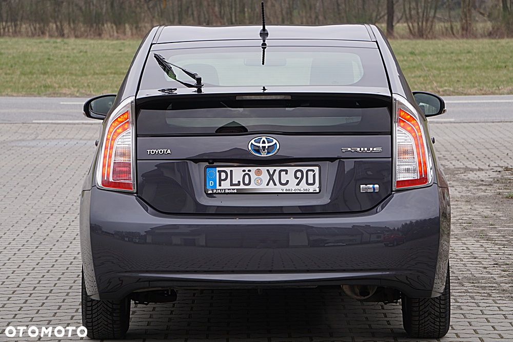Toyota Prius - 12