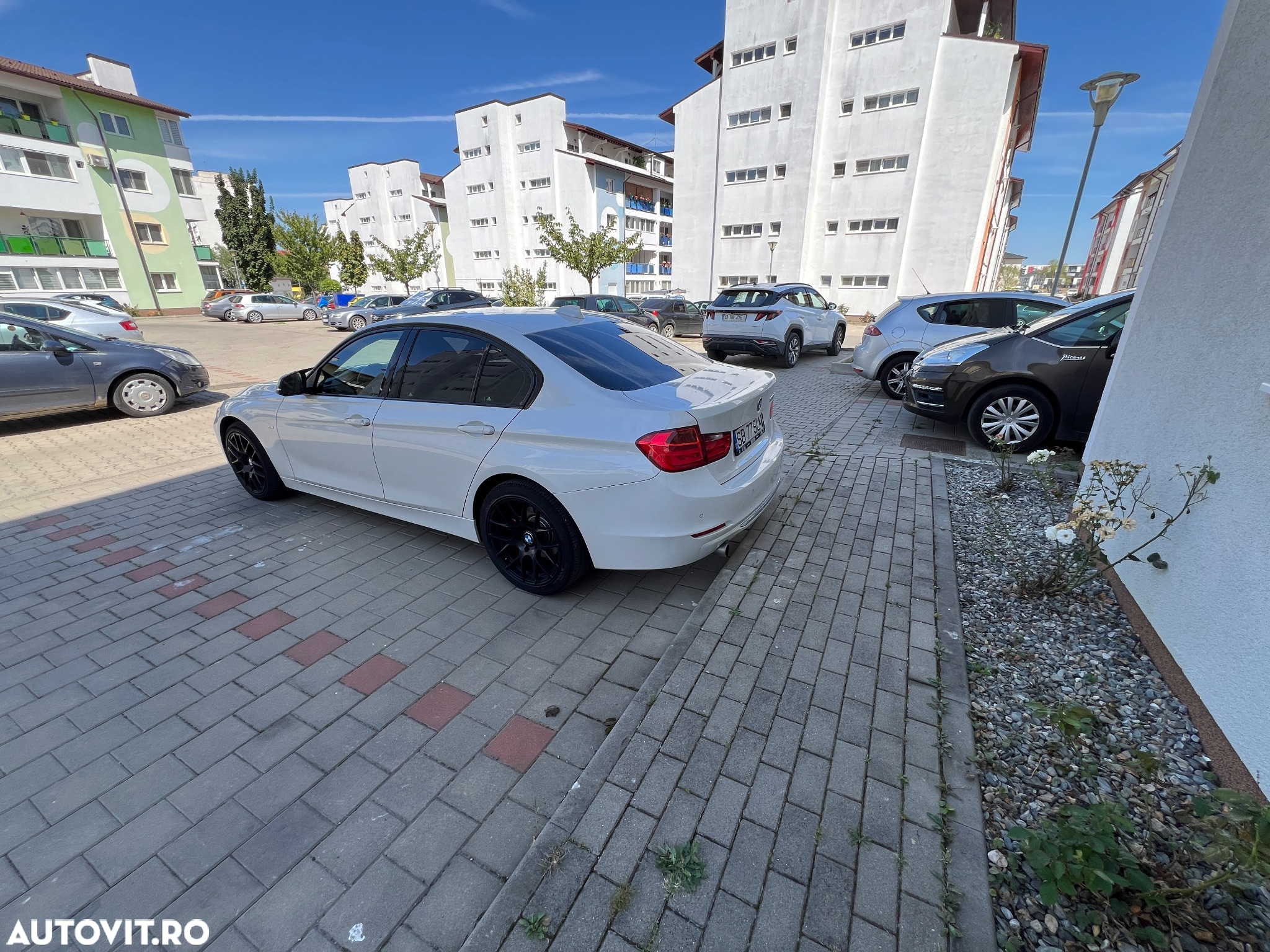 BMW Seria 3 320d - 22