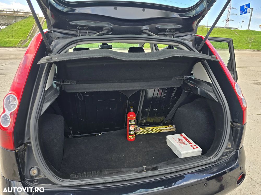 Ford Fiesta - 5