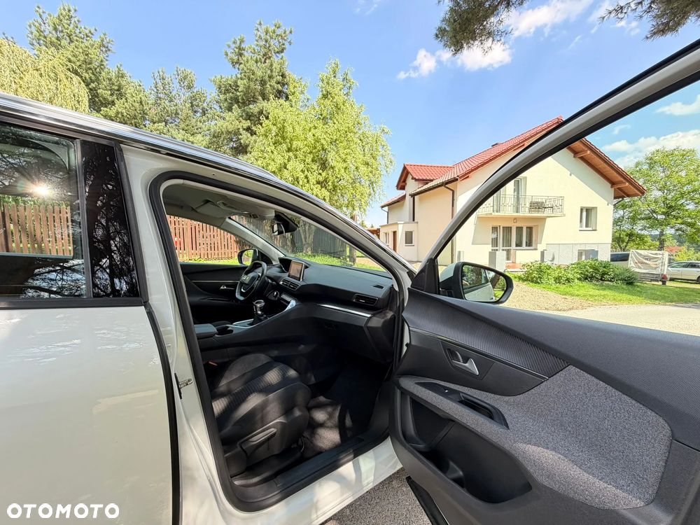 Peugeot 5008 PureTech 130 Allure - 23