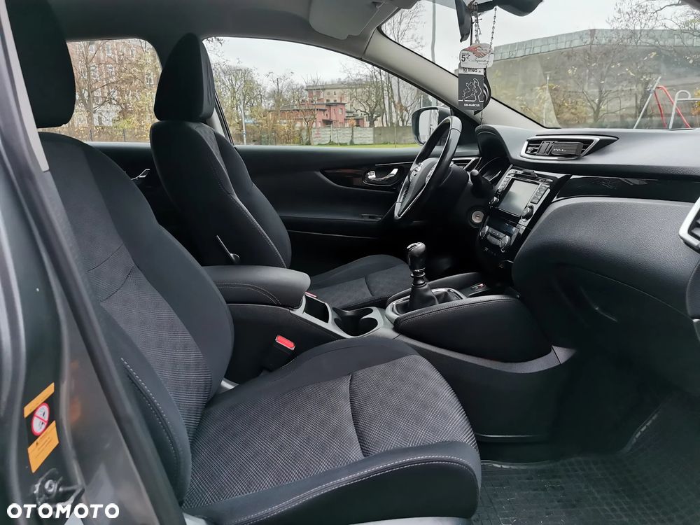 Nissan Qashqai 1.2 DIG-T Acenta EU6 - 16