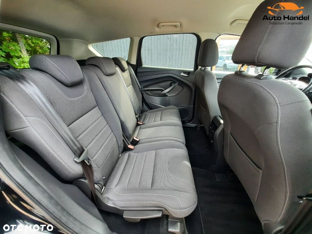 Ford Kuga - 38