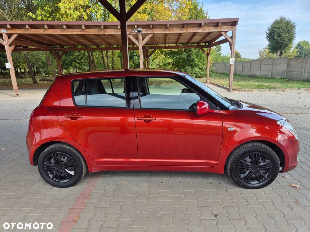 Suzuki Swift - 2