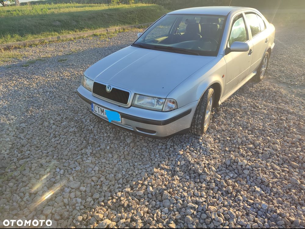 Skoda Octavia - 2