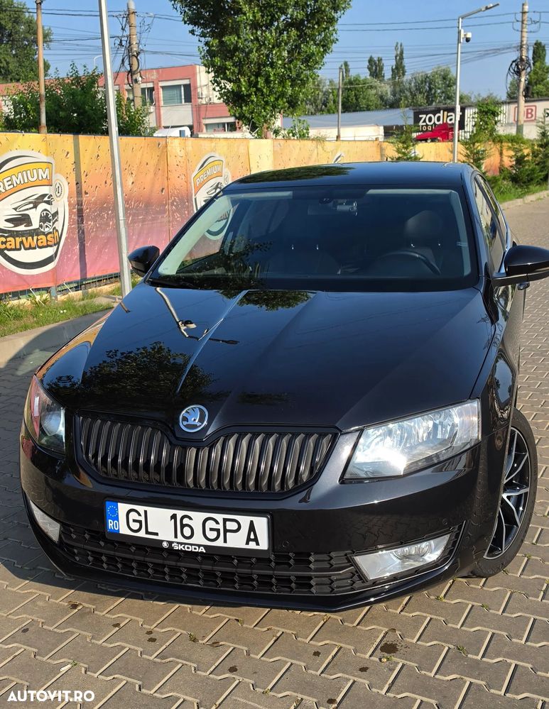 Skoda Octavia 1.6 TDI AMBITION DSG - 1