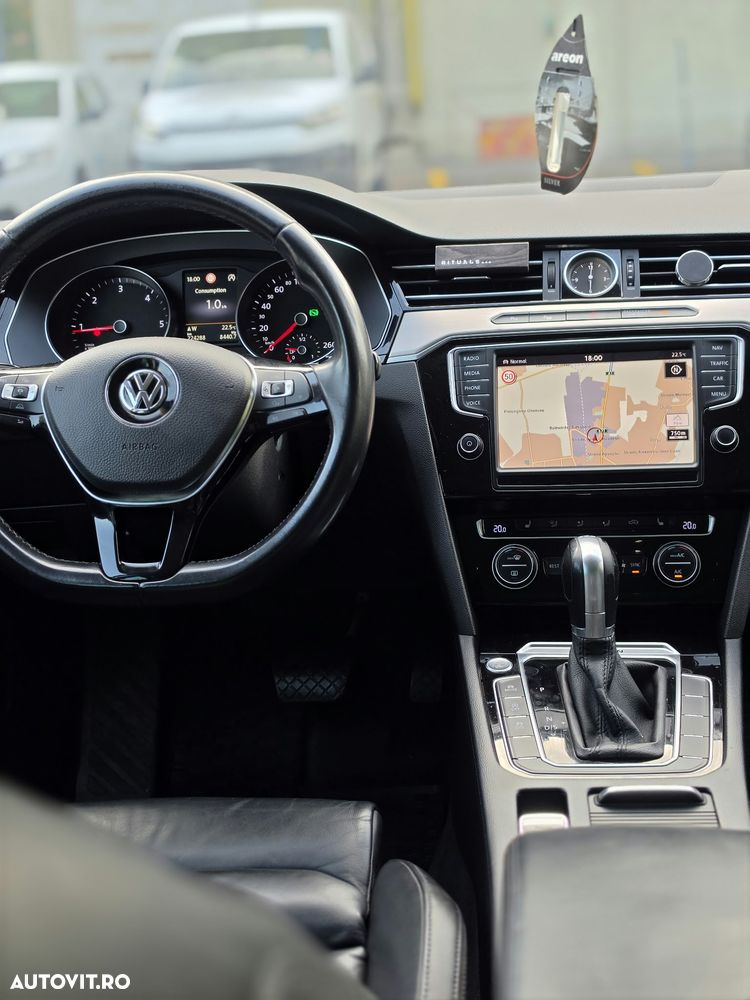 Volkswagen Passat 2.0 TDI DSG 4Motion Highline - 9