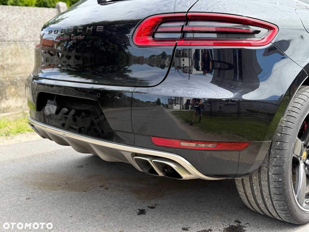 Porsche Macan Turbo PDK - 14