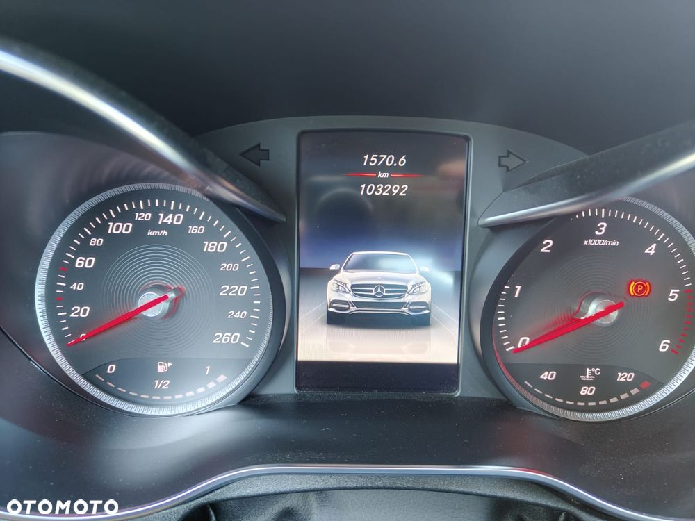 Mercedes-Benz Klasa C 220 d 9G-TRONIC - 29