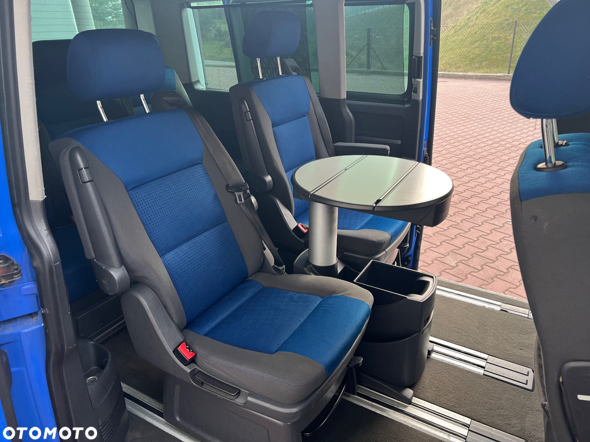 Volkswagen Multivan - 26