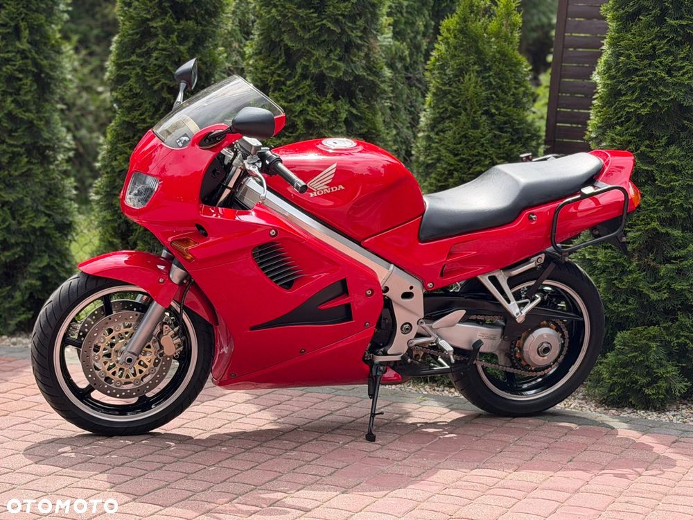 Honda VFR - 6