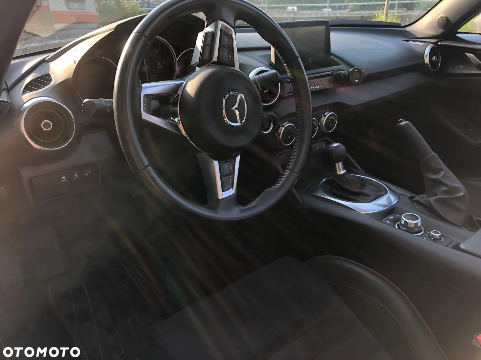 Mazda MX-5 SKYACTIV-G 2.0 ADVANTAGE DESIGN - 17