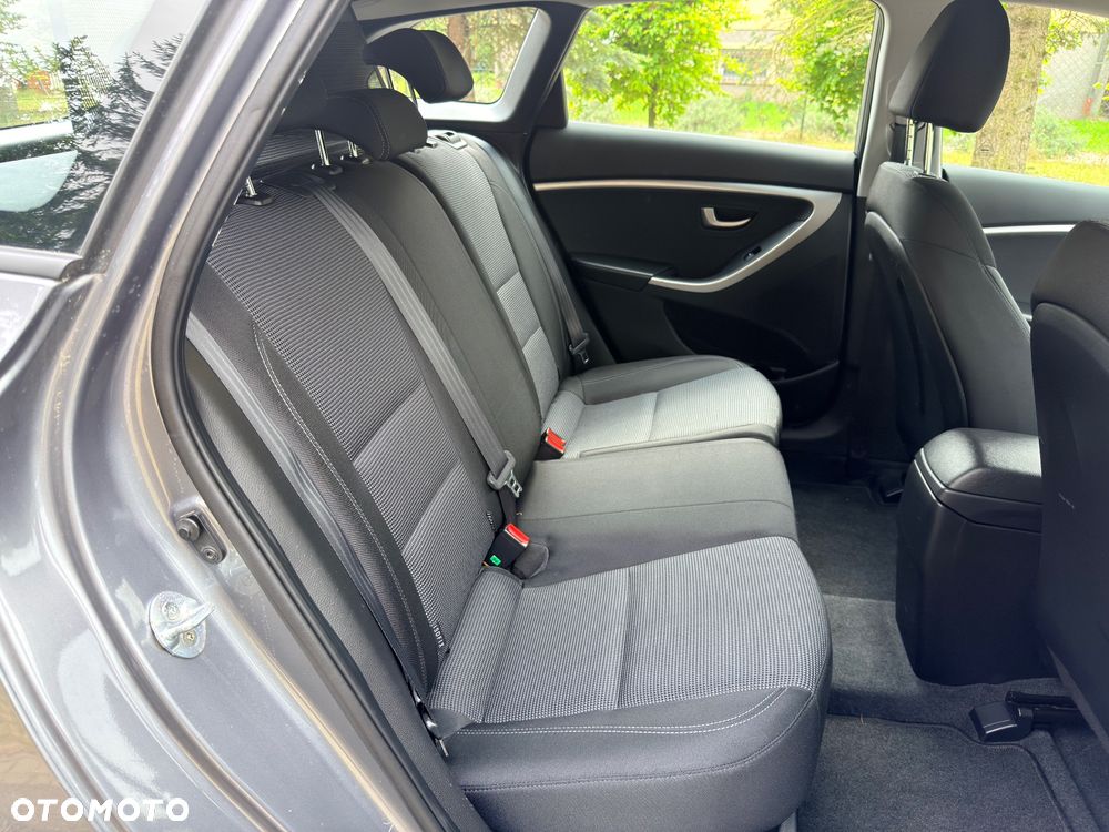 Hyundai i30 i30cw 1.4 CRDi Advantage - 31