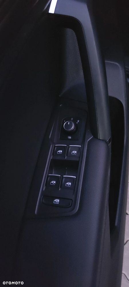 Volkswagen Tiguan Allspace - 21