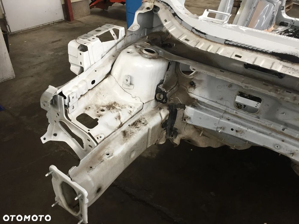 FORD KUGA MK2 18R ĆWIARTKA PRAWA PRZÓD - 2