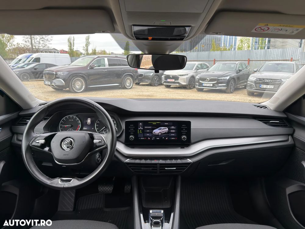 Skoda Octavia 2.0 TDI DSG Ambition - 12