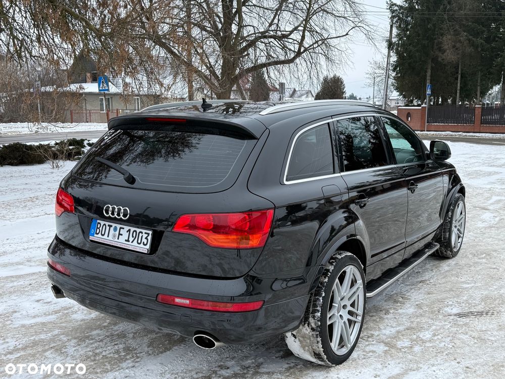 Audi Q7 - 11