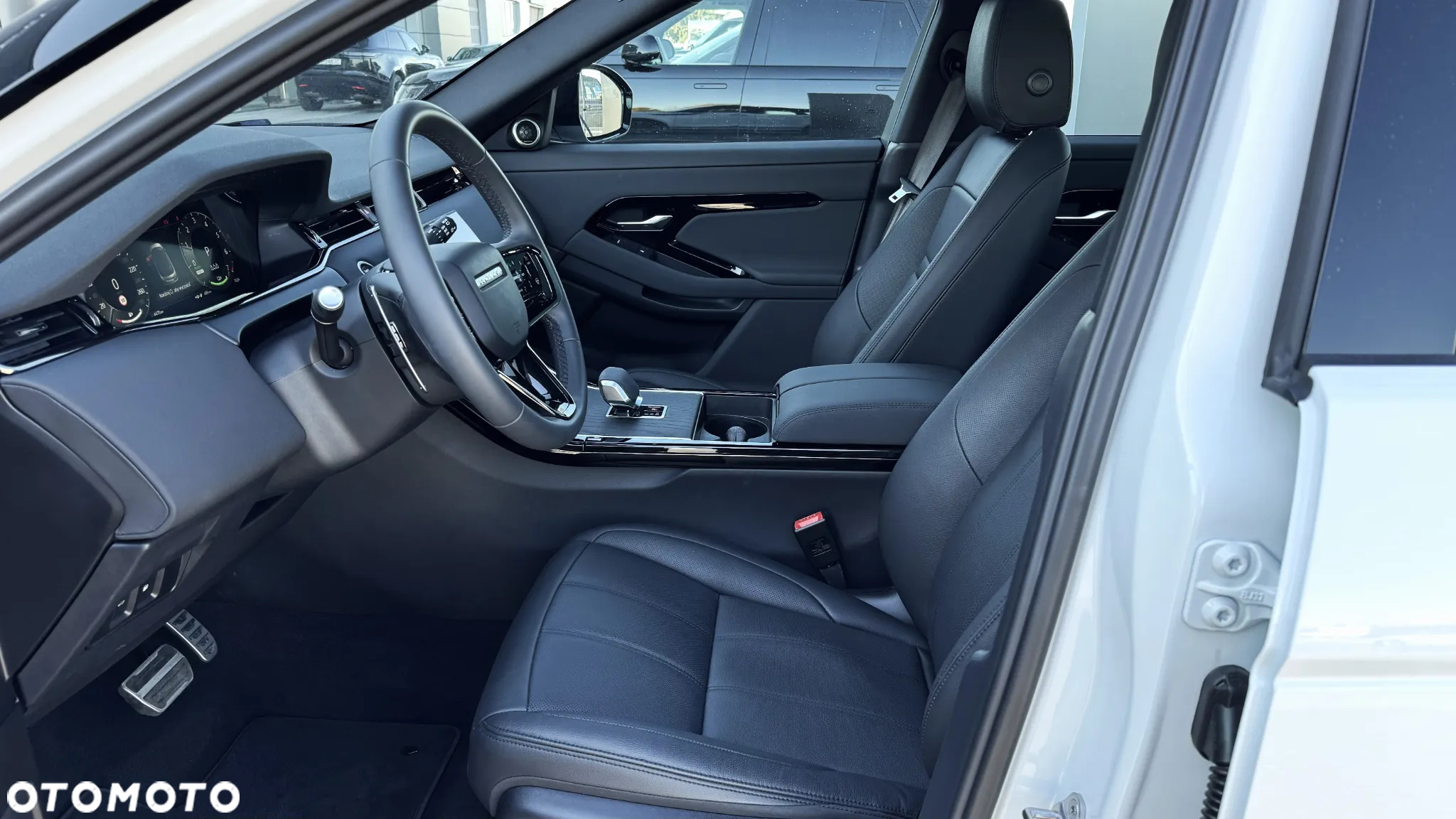 Land Rover Range Rover Evoque - 9