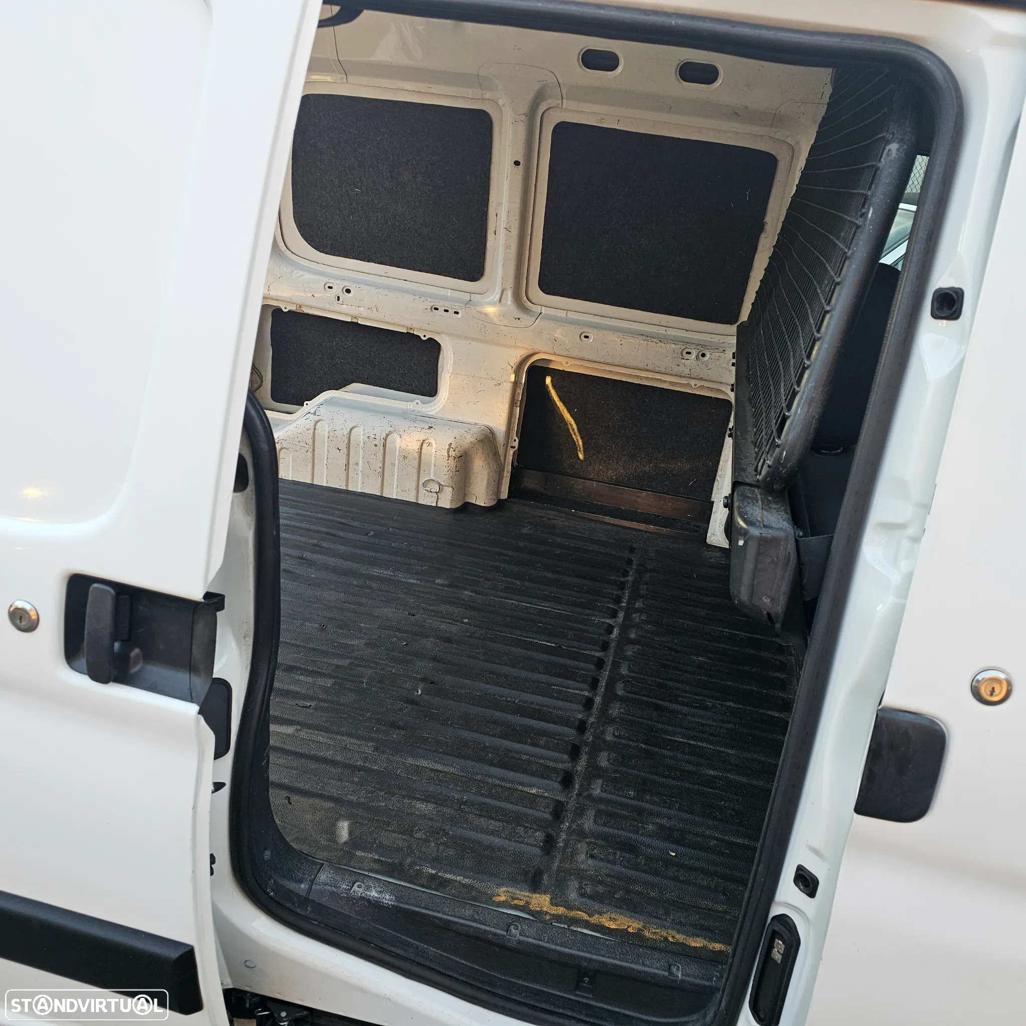 Peugeot partner - 16