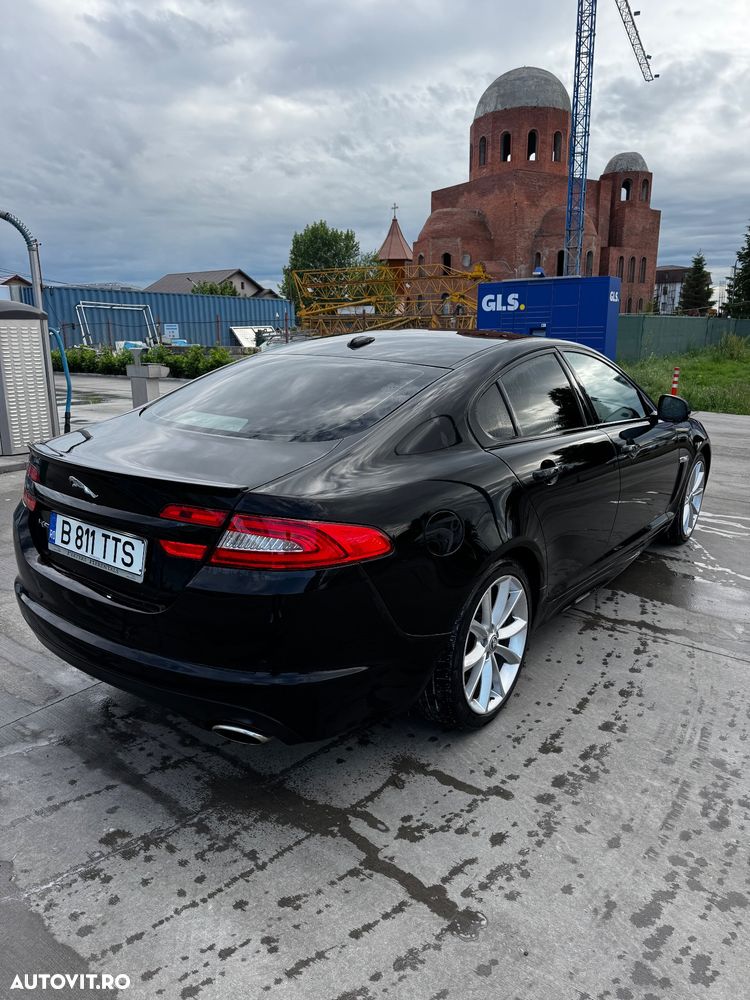 Jaguar XF 2.2D Premium Luxury - 2