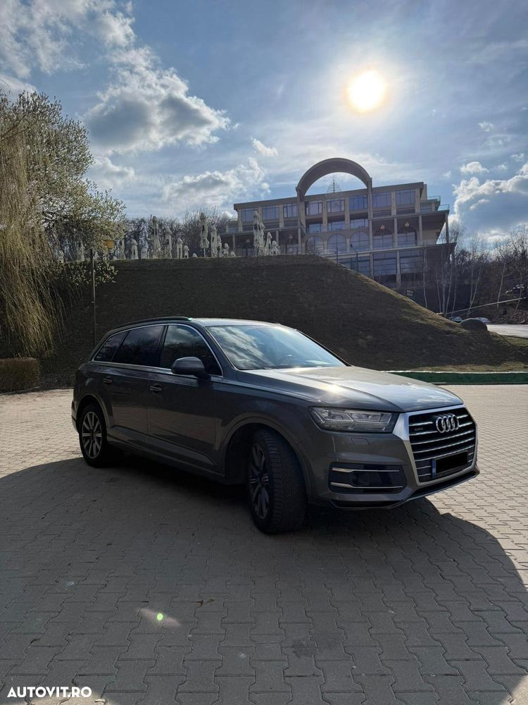 Audi Q7 - 6