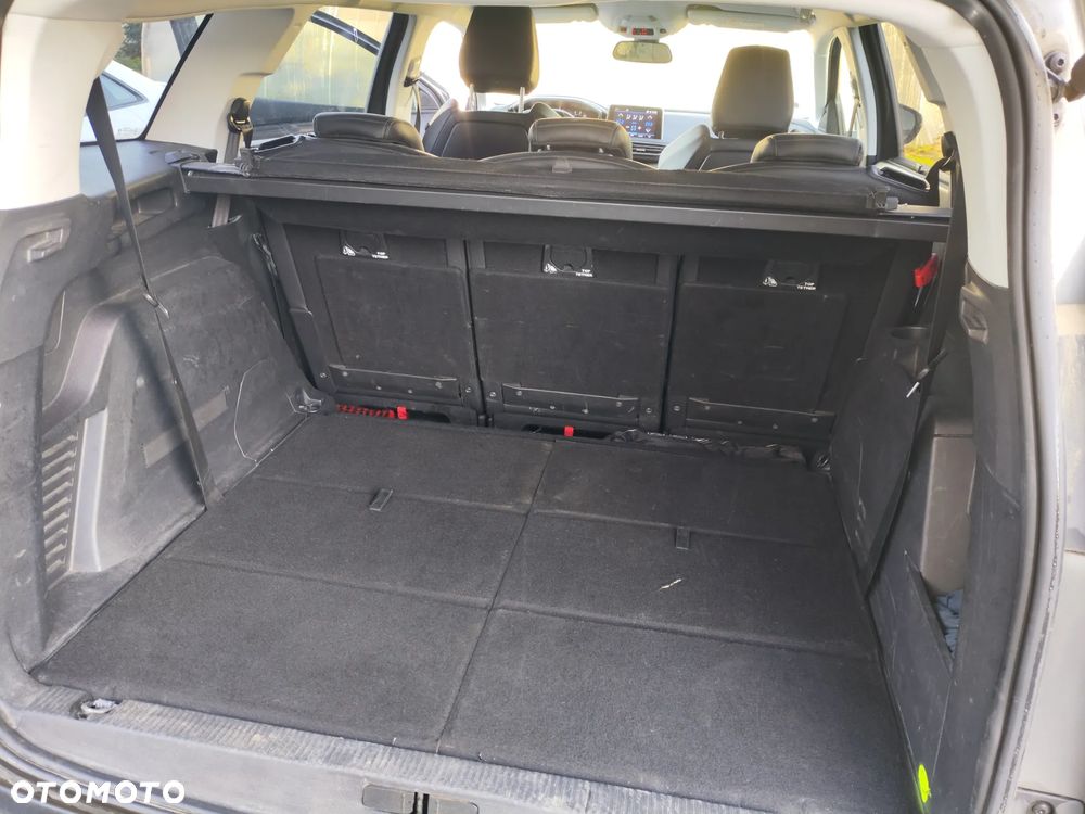 Peugeot 5008 1.6 BlueHDI Allure S&S EAT6 - 30