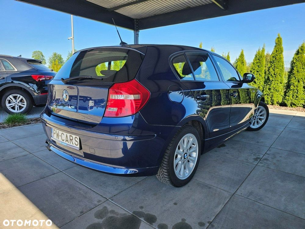 BMW Seria 1 120i - 3