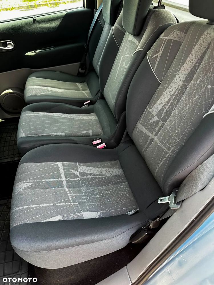 Renault Scenic 2.0 16V Emotion - 6