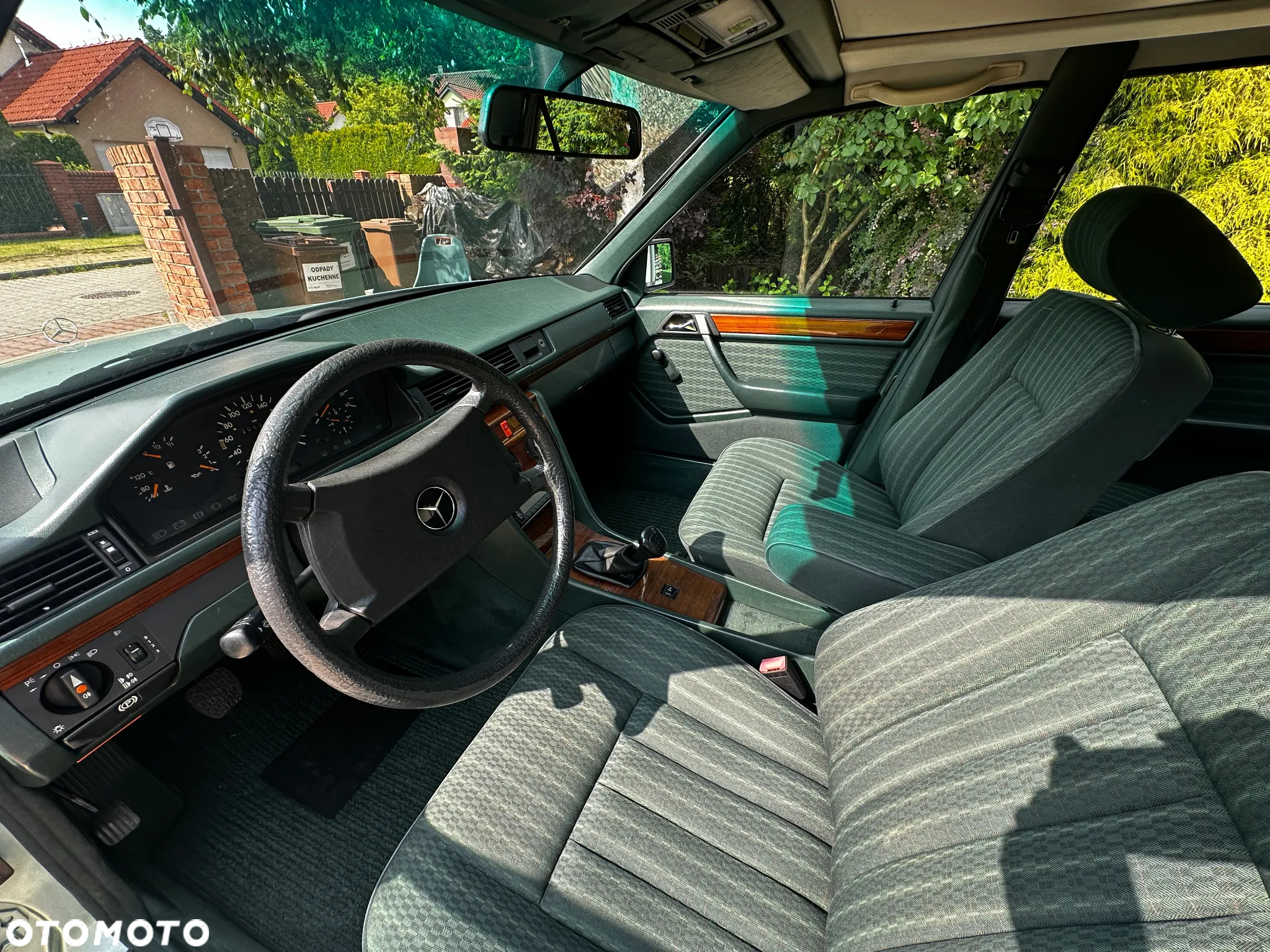Mercedes-Benz W124 (1984-1993) - 15