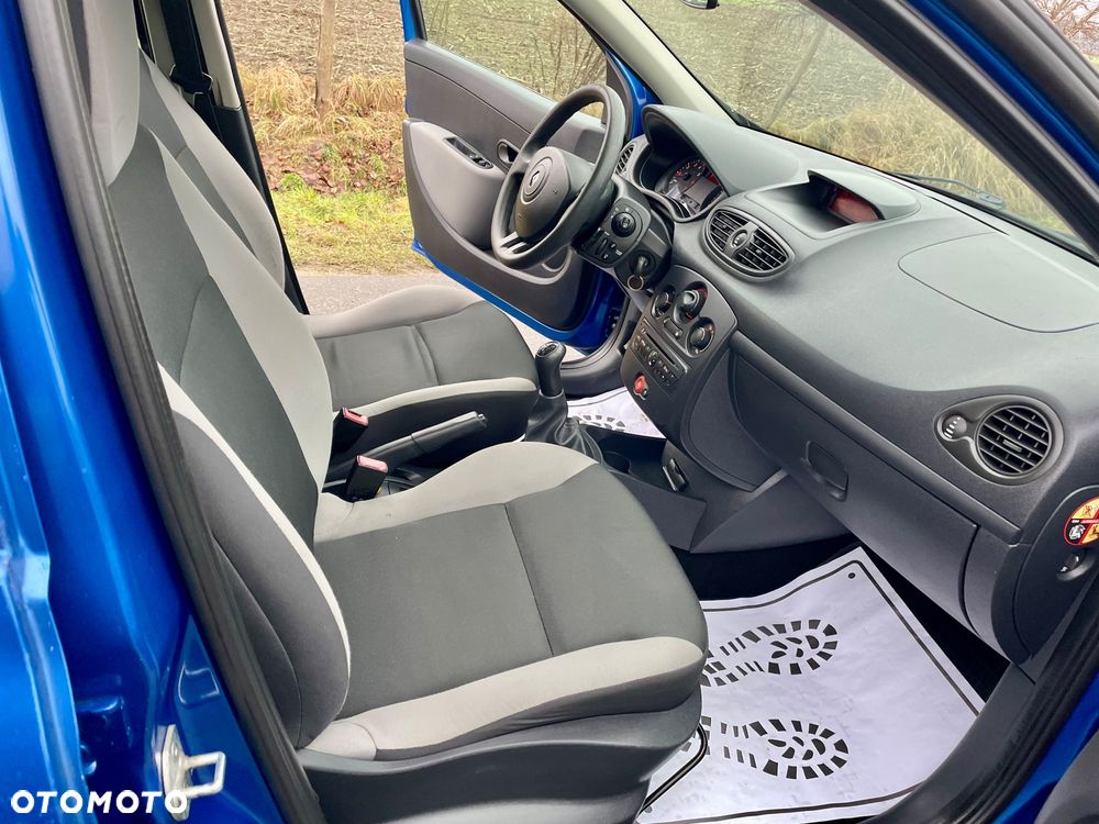 Renault Clio 1.2 16V Dynamique - 28