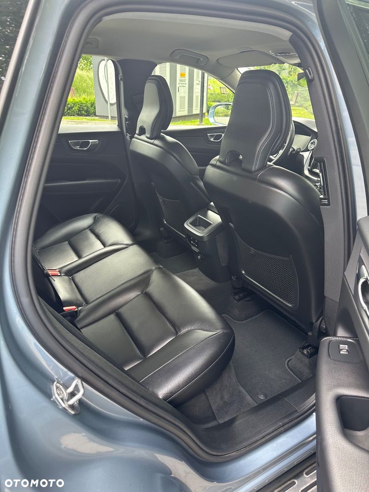 Volvo XC 60 T5 AWD Inscription - 17