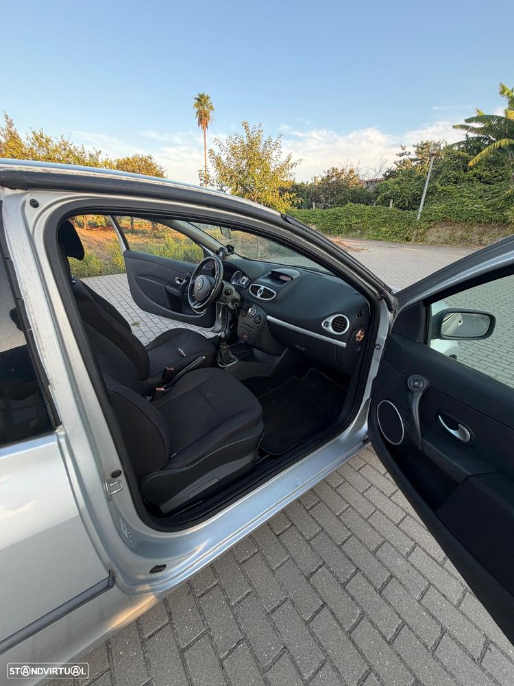 Renault Clio 1.5 dCi GTs - 14