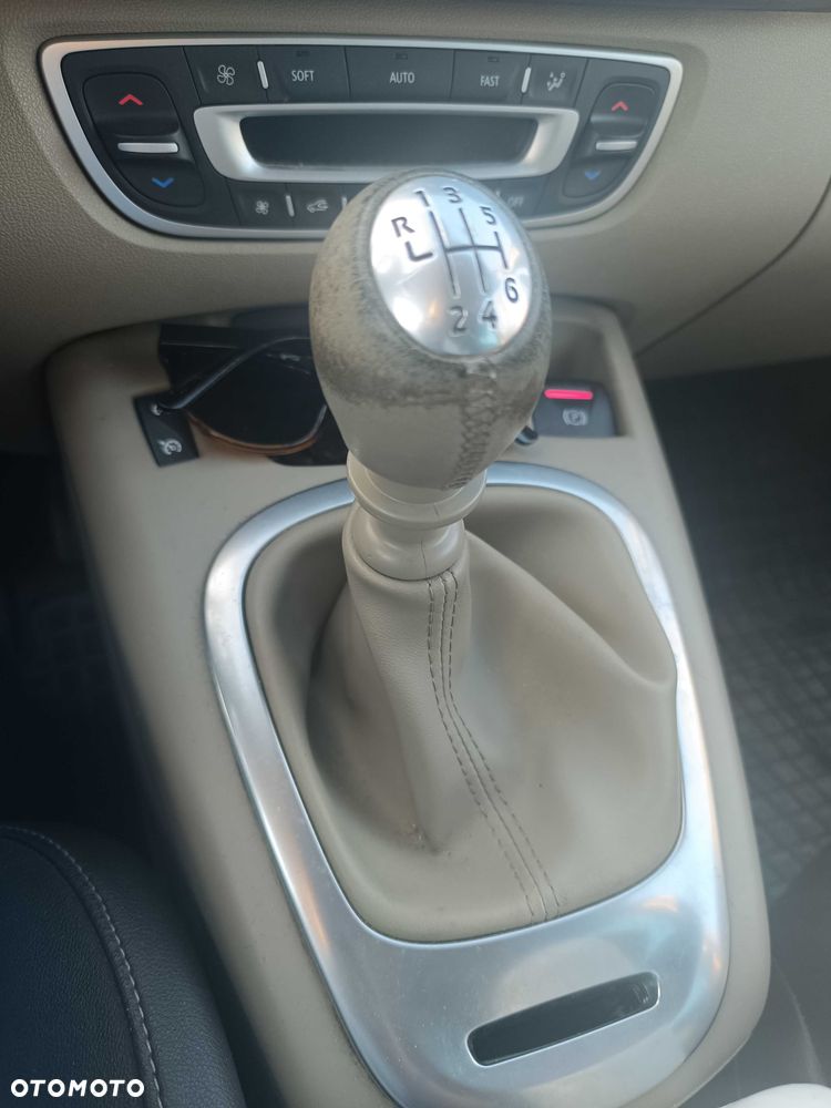 Renault Grand Scenic - 3