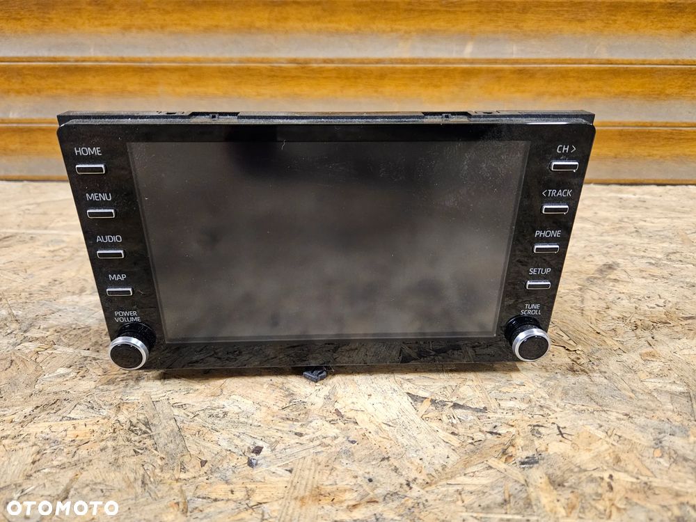TOYOTA COROLLA E21 RADIO - 1