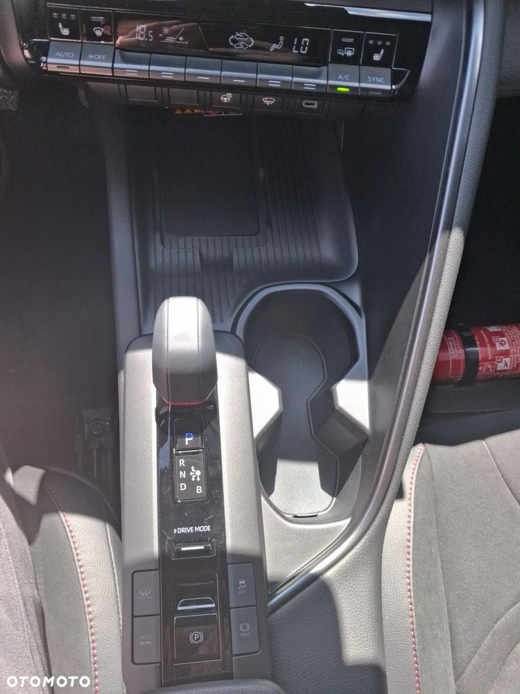 Toyota C-HR - 23