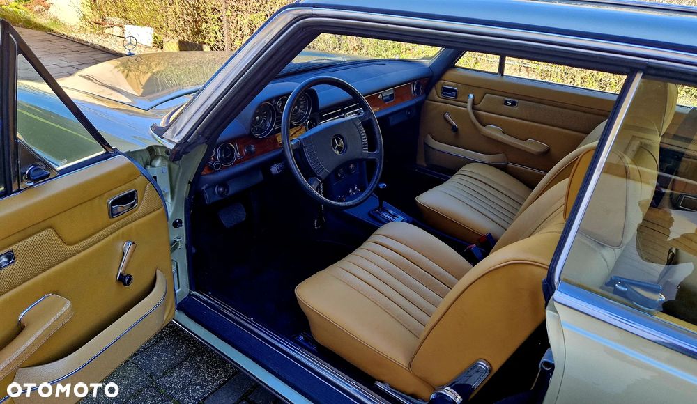 Mercedes-Benz 280 - 6