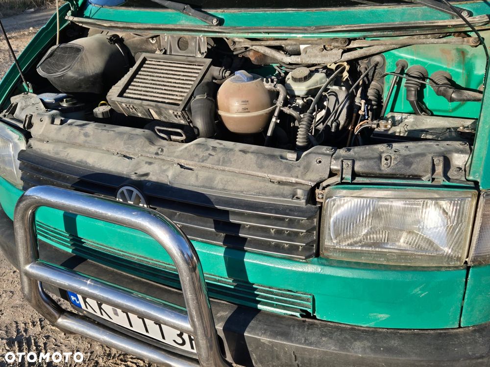 Volkswagen Transporter - 4