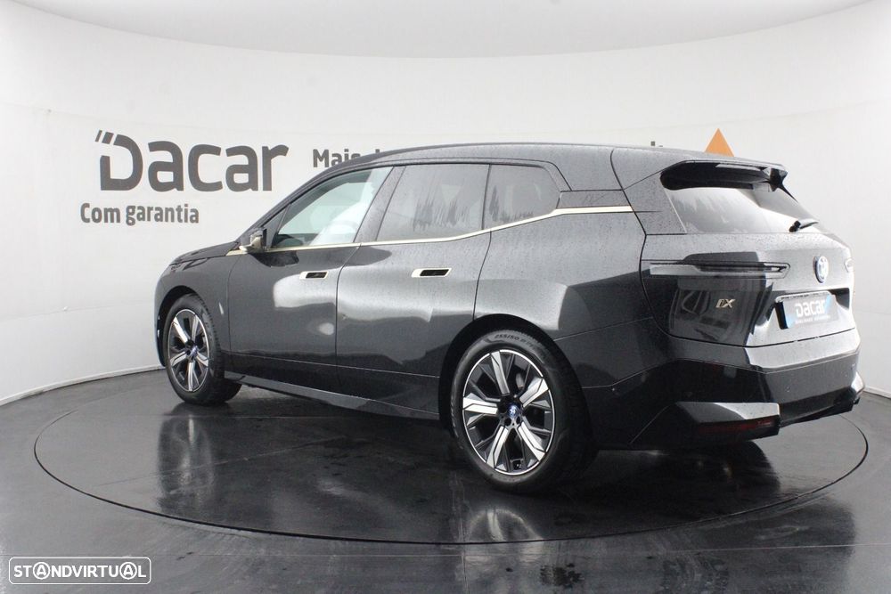 BMW iX xDrive 40 Pack Desportivo - 6