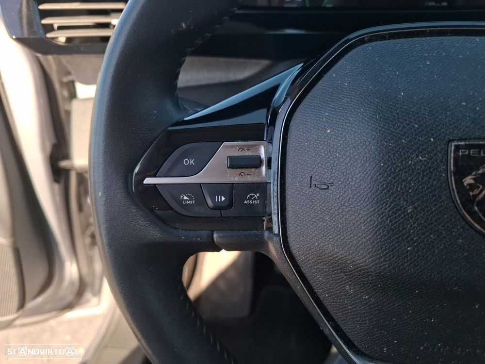 Peugeot 308 1.2 PureTech Allure - 16