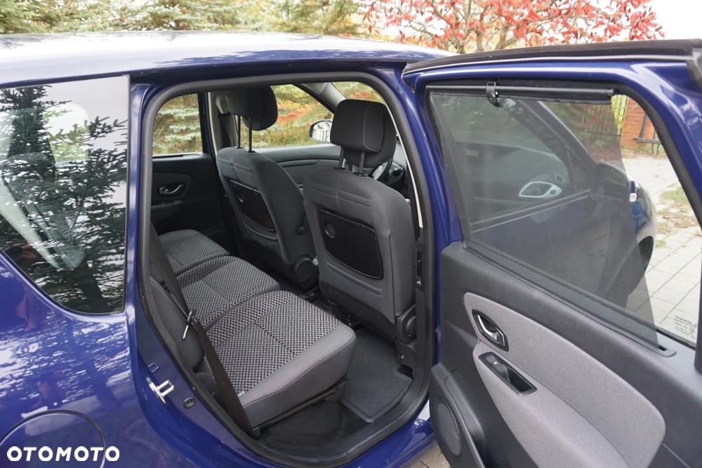Renault Scenic 1.6 16V 110 Expression - 26