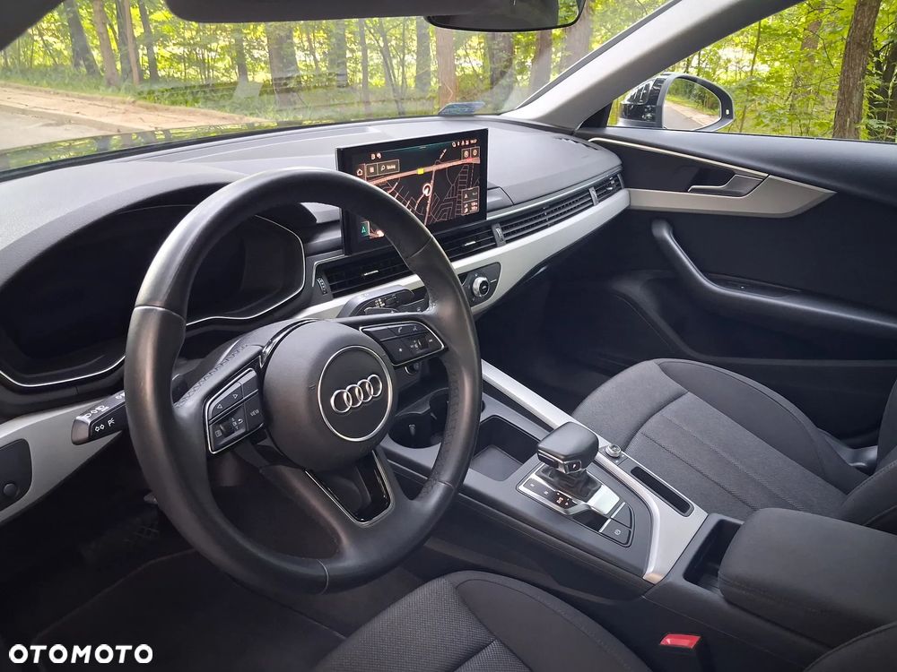 Audi A4 Limousine 35 TFSI mHEV S Line S tronic - 30