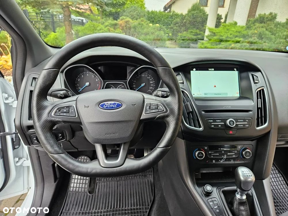 Ford Focus 1.5 EcoBoost STart-Stopp-System ST-Line - 16