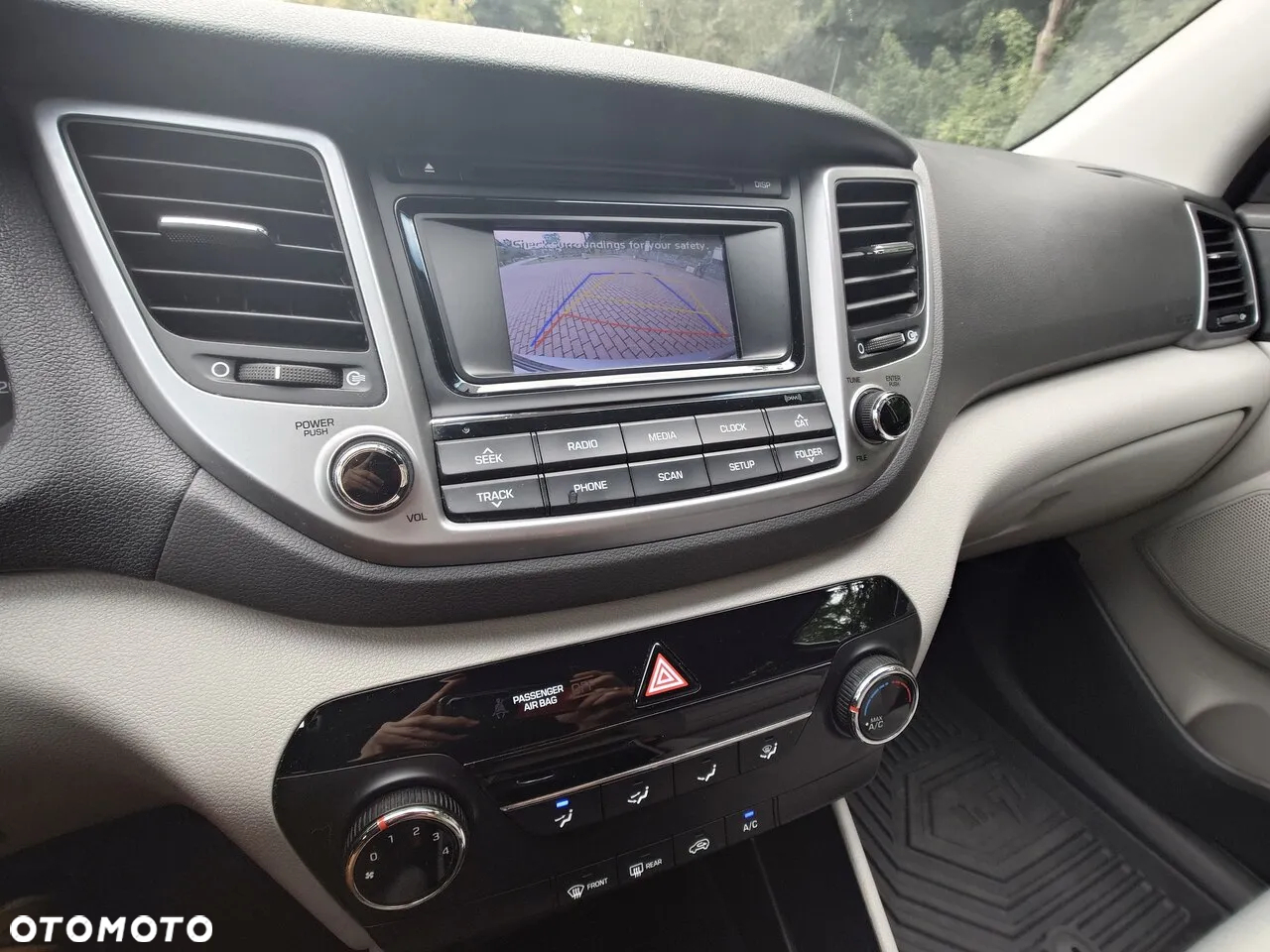 Hyundai Tucson - 11