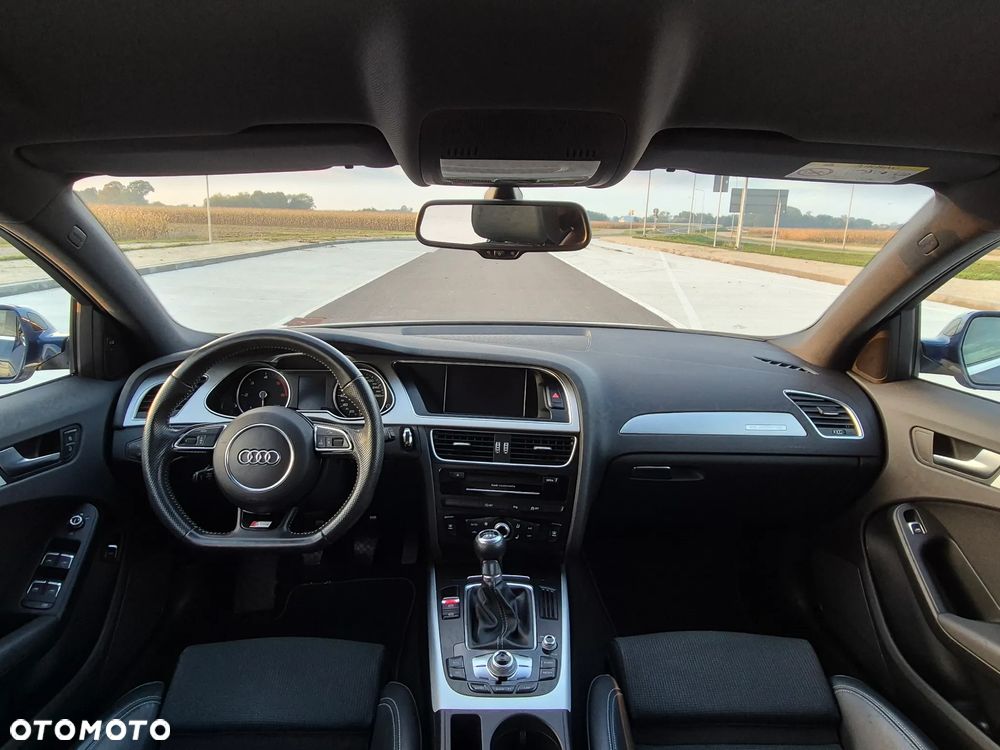 Audi A4 Avant 2.0 TDI DPF clean diesel quattro S line Sportpaket - 22