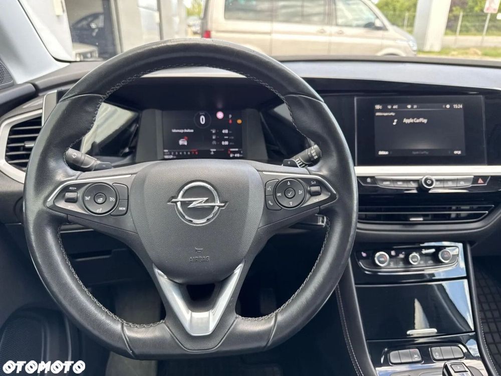 Opel Grandland 1.2 T Business Edition S&S - 11