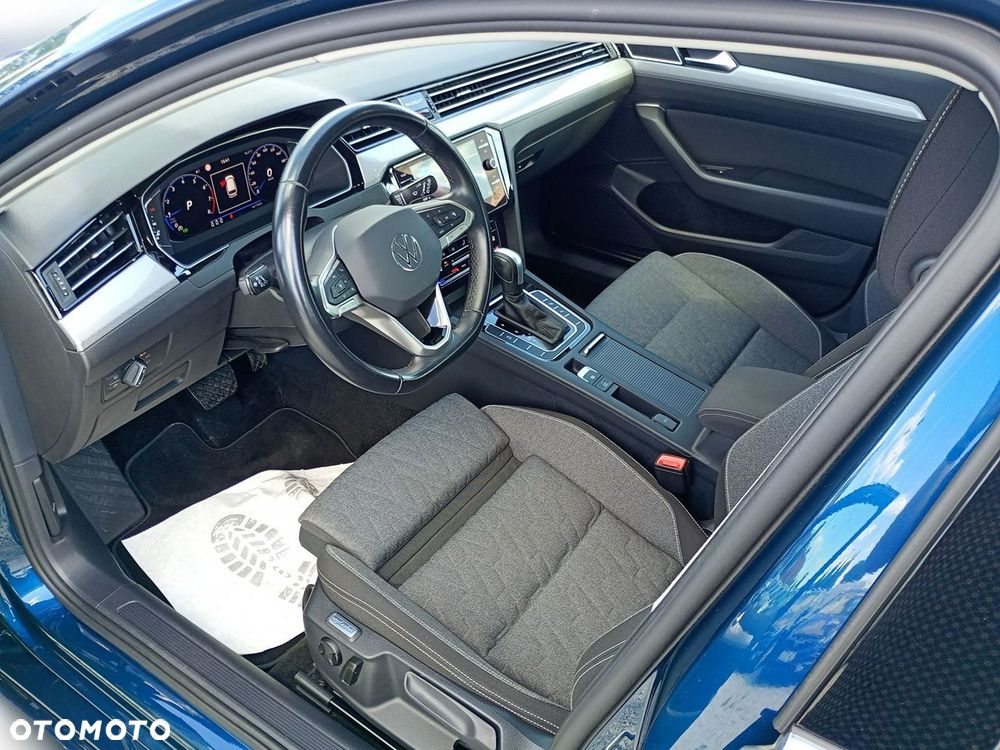 Volkswagen Passat Variant 1.5 TSI EVO Business DSG - 20