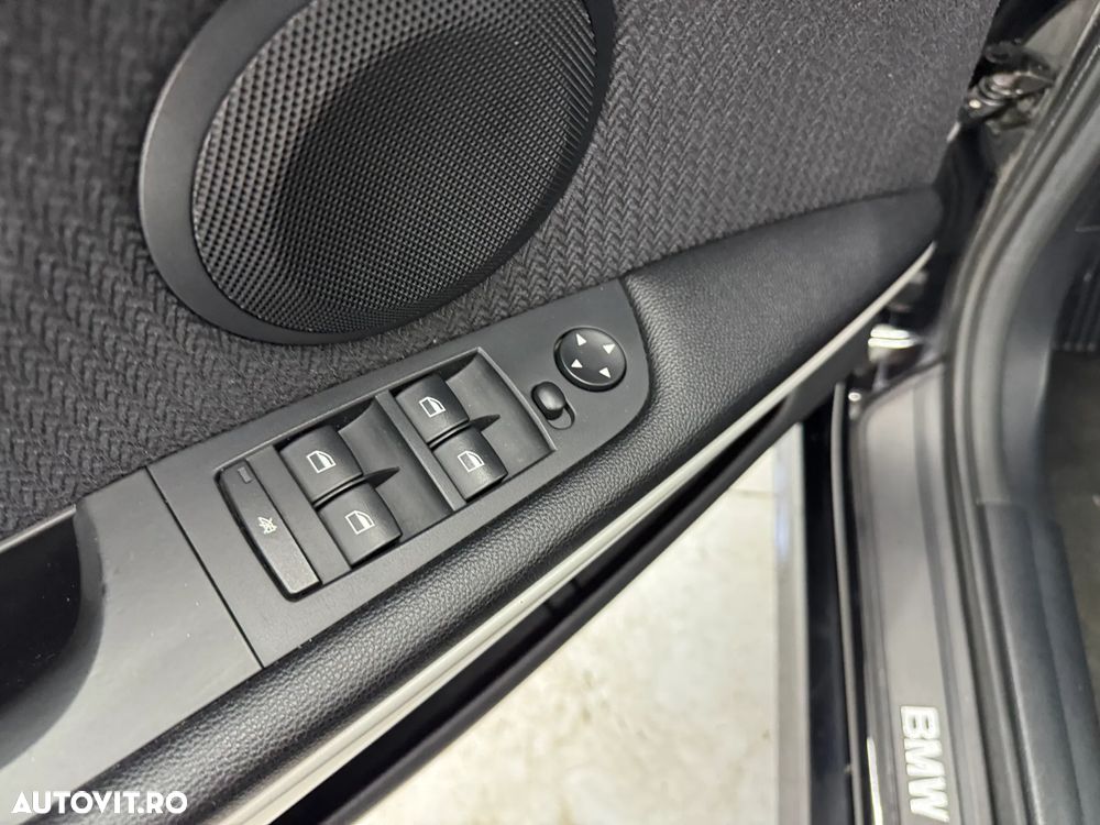 BMW Seria 3 320d DPF Aut. Edition Sport - 20