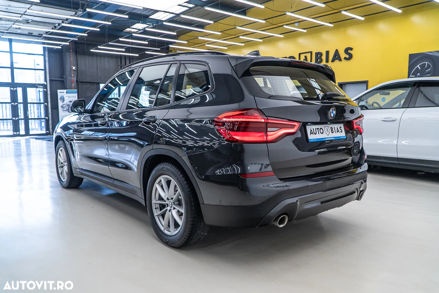 BMW X3 xDrive20i AT Luxury Line - 5