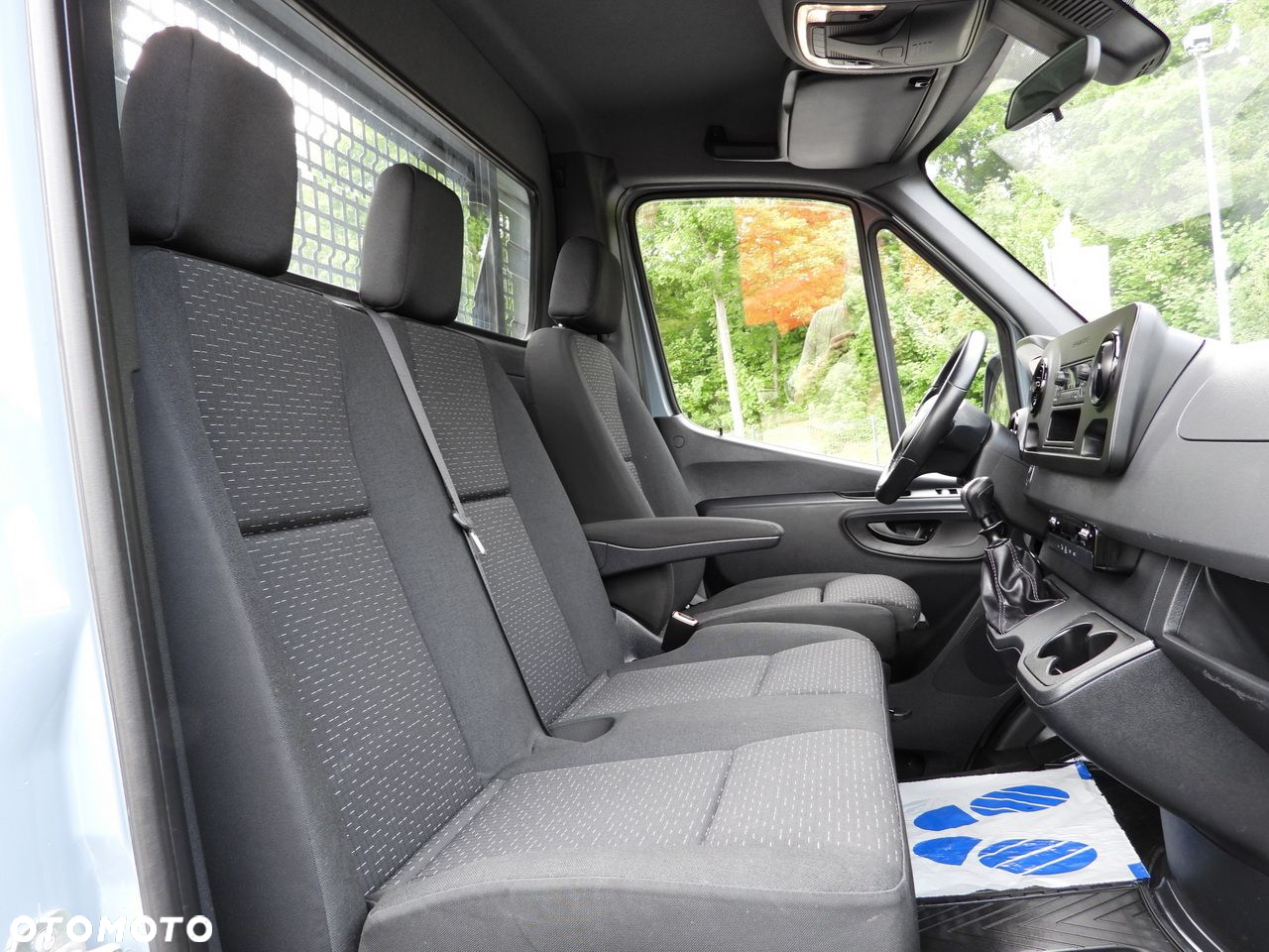 Mercedes-Benz SPRINTER 315 SKRZYNIA 8 PALET TEMPOMAT KLIMATYZACJA  150KM - 37